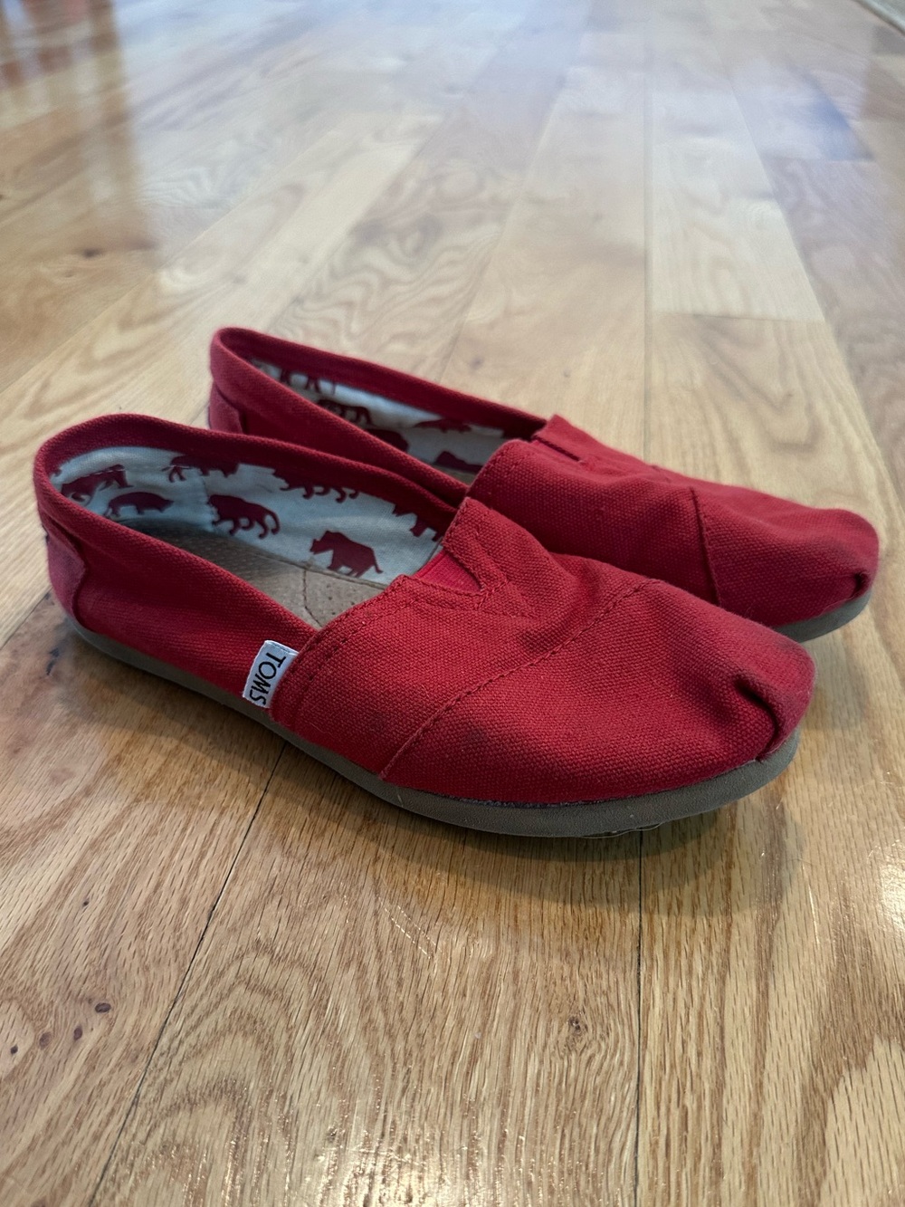TOMS Classic Canvas Alpargatas in red